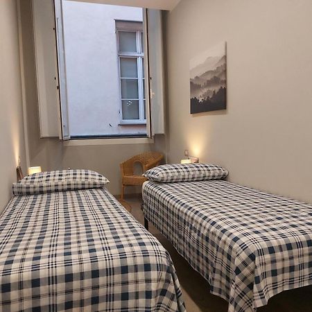 Appartamento Piazzetta La Maddalena サヴォーナ エクステリア 写真